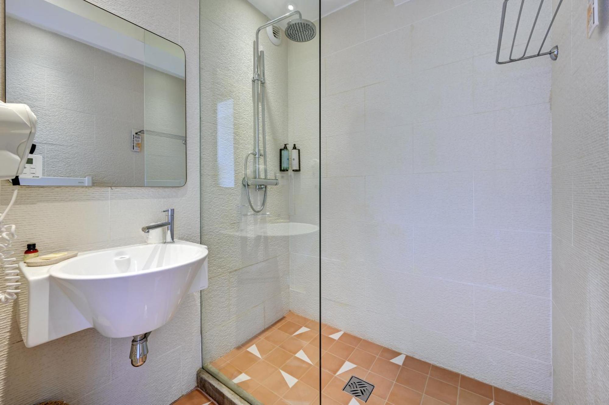 Hotel Bor Hyères المظهر الخارجي الصورة
